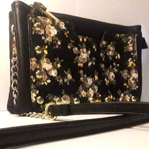 STEVE MADDEN Floral Shoulder Bag